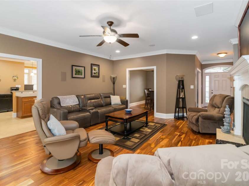 345 Clarendon Estates Drive, Clover, SC 29710.  MLS# CAR4337177, YatesRealty ID 8500. 