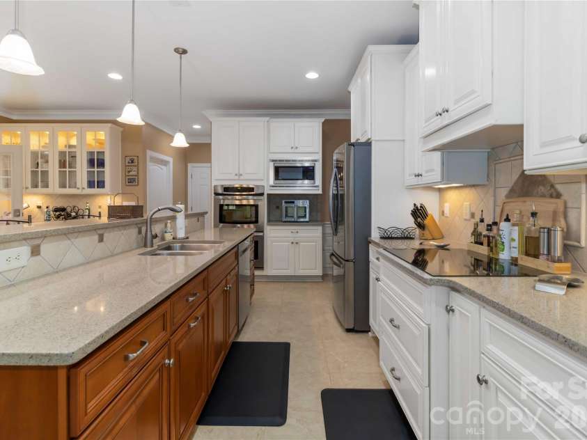 345 Clarendon Estates Drive, Clover, SC 29710.  MLS# CAR4337177, YatesRealty ID 8500. 