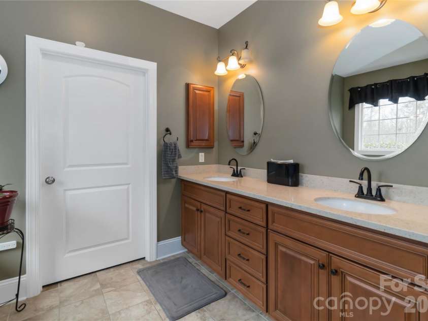 345 Clarendon Estates Drive, Clover, SC 29710.  MLS# CAR4337177, YatesRealty ID 8500. 