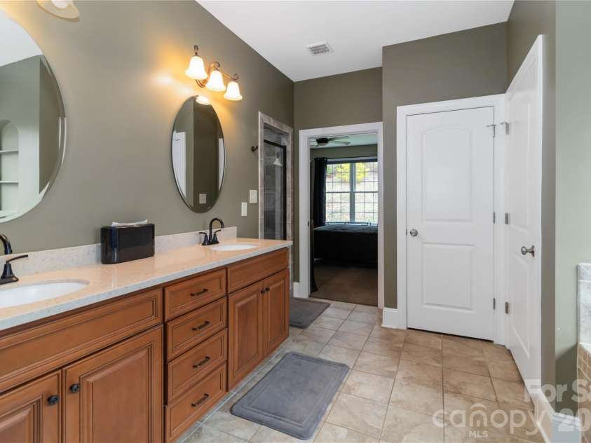 345 Clarendon Estates Drive, Clover, SC 29710.  MLS# CAR4337177, YatesRealty ID 8500. 