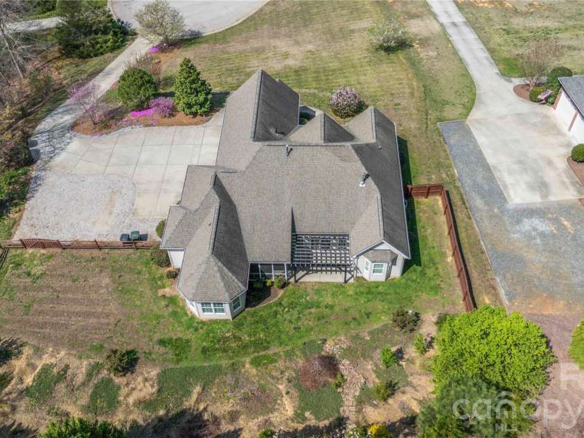 345 Clarendon Estates Drive, Clover, SC 29710.  MLS# CAR4337177, YatesRealty ID 8500. 