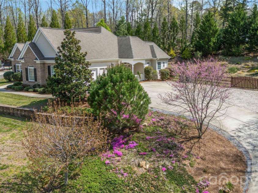 345 Clarendon Estates Drive, Clover, SC 29710.  MLS# CAR4337177, YatesRealty ID 8500. 
