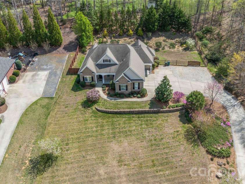 345 Clarendon Estates Drive, Clover, SC 29710.  MLS# CAR4337177, YatesRealty ID 8500. 