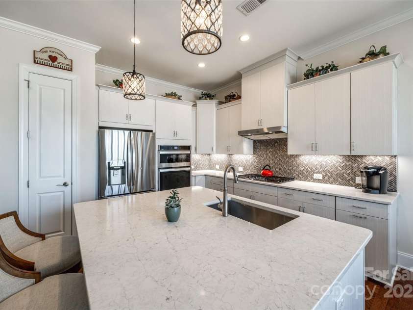 17436 Langston Drive, Charlotte, NC 28278.  MLS# CAR4233522, YatesRealty ID 8501. 