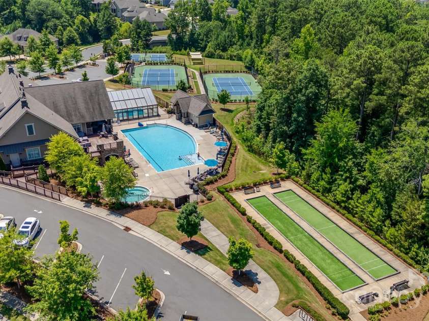 17436 Langston Drive, Charlotte, NC 28278.  MLS# CAR4233522, YatesRealty ID 8501. 