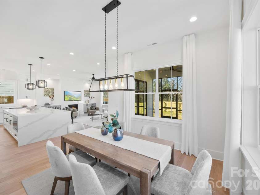 2033 South Street, Charlotte, NC 28208.  MLS# CAR4338302, YatesRealty ID 8501. 