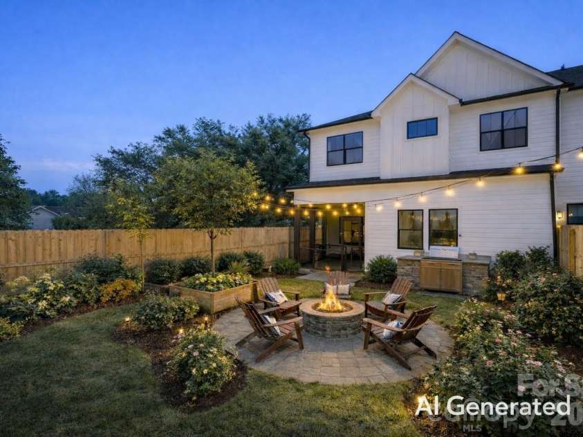 2033 South Street, Charlotte, NC 28208.  MLS# CAR4338302, YatesRealty ID 8501. 