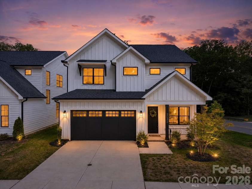 2033 South Street, Charlotte, NC 28208.  MLS# CAR4408200, YatesRealty ID 8501. Exterior