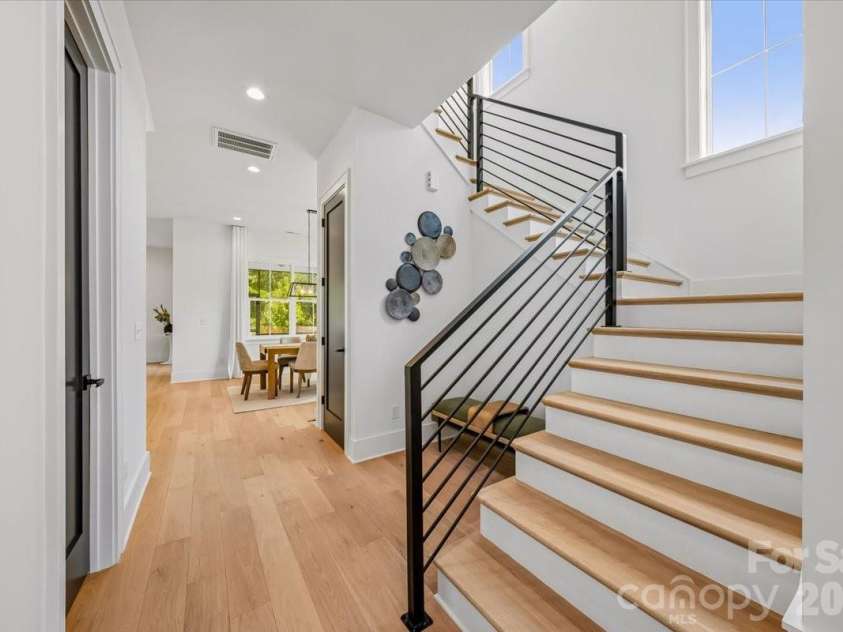2033 South Street, Charlotte, NC 28208.  MLS# CAR4408200, YatesRealty ID 8501. Staircase