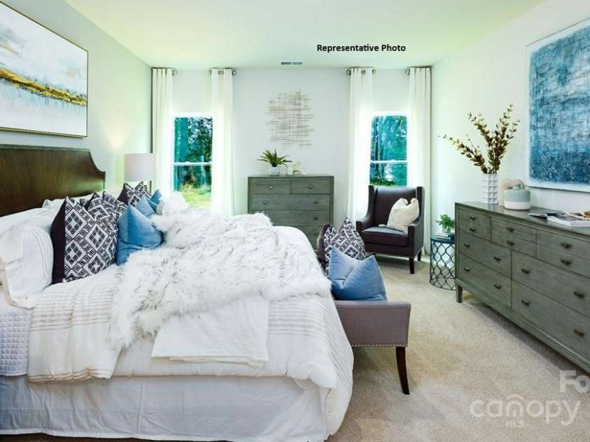 1386 6th Street, Hickory, NC 28601.  MLS# CAR4217235, YatesRealty ID 8502. 