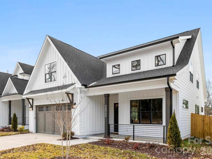 2025 South Street, Charlotte, NC 28208.  MLS# CAR4345630, YatesRealty ID 8502. 