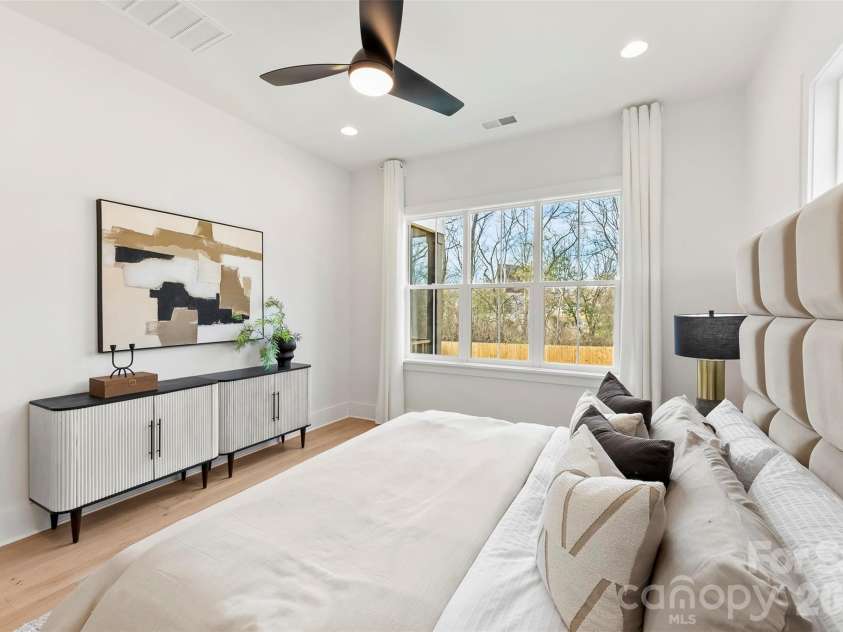 2025 South Street, Charlotte, NC 28208.  MLS# CAR4345630, YatesRealty ID 8502. 