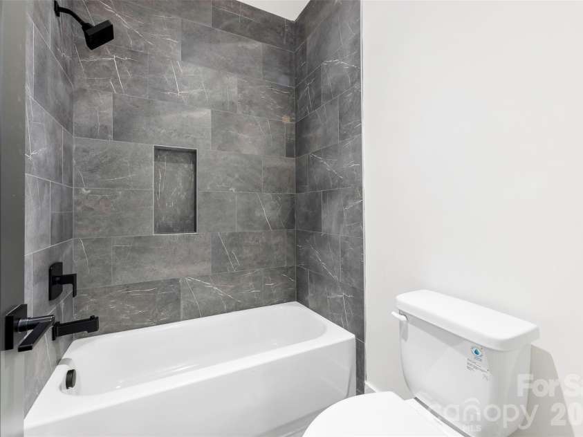 2025 South Street, Charlotte, NC 28208.  MLS# CAR4345630, YatesRealty ID 8502. 