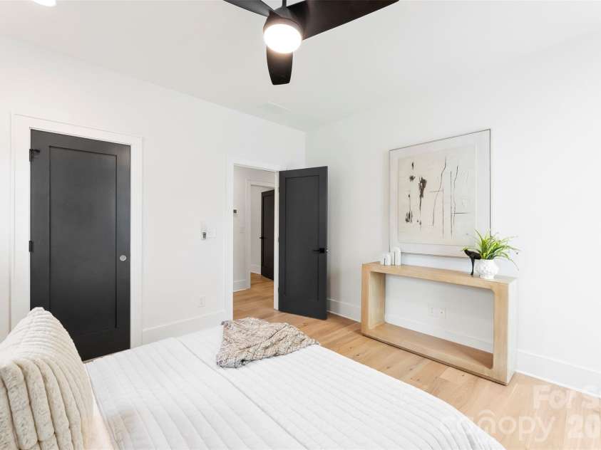 2025 South Street, Charlotte, NC 28208.  MLS# CAR4345630, YatesRealty ID 8502. 