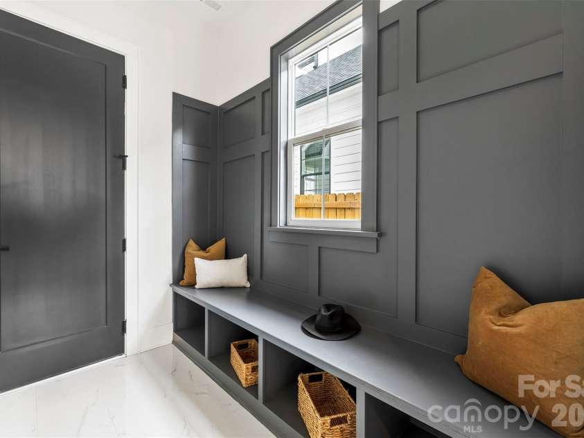 2025 South Street, Charlotte, NC 28208.  MLS# CAR4345630, YatesRealty ID 8502. Drop Zone