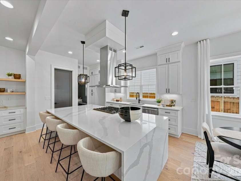 2025 South Street, Charlotte, NC 28208.  MLS# CAR4414737, YatesRealty ID 8502. 