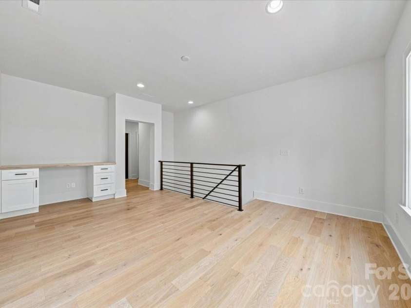 2025 South Street, Charlotte, NC 28208.  MLS# CAR4414737, YatesRealty ID 8502. 