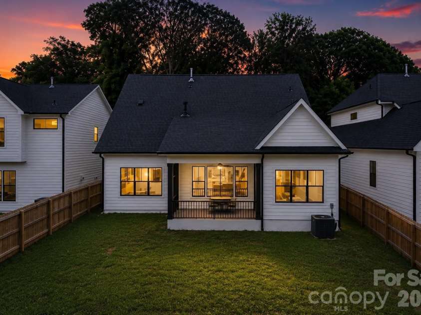 2025 South Street, Charlotte, NC 28208.  MLS# CAR4414737, YatesRealty ID 8502. 