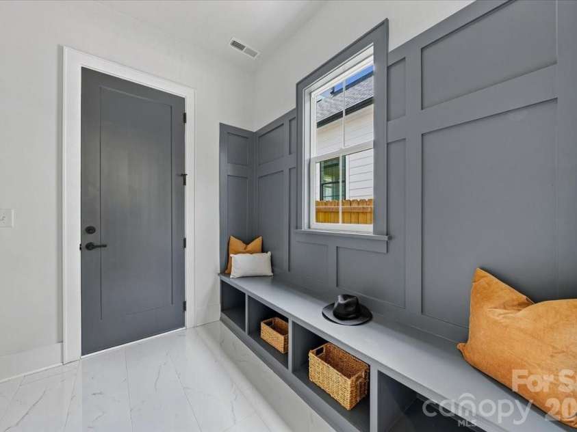2025 South Street, Charlotte, NC 28208.  MLS# CAR4414737, YatesRealty ID 8502. Drop Zone