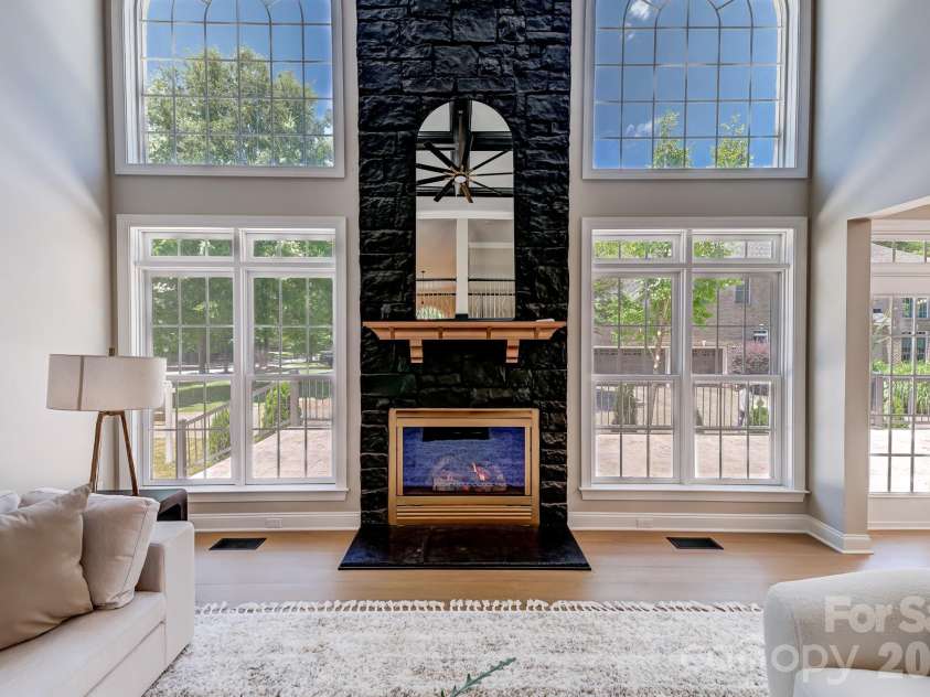8707 Fairview Road, Charlotte, NC 28226.  MLS# CAR4350865, YatesRealty ID 8504. 