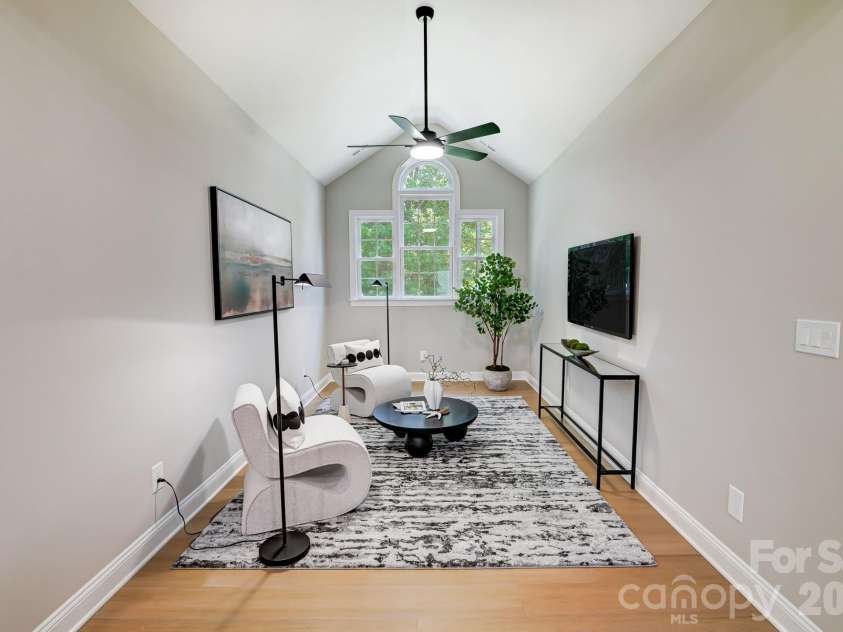 8707 Fairview Road, Charlotte, NC 28226.  MLS# CAR4350865, YatesRealty ID 8504. 