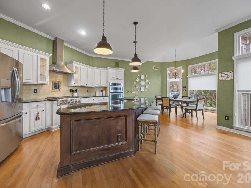 15728 Delancey Lane, Huntersville, NC 28078.  MLS# CAR4354109, YatesRealty ID 8507. Kitchen