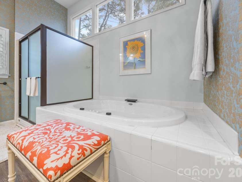 15728 Delancey Lane, Huntersville, NC 28078.  MLS# CAR4354109, YatesRealty ID 8507. Master Bath
