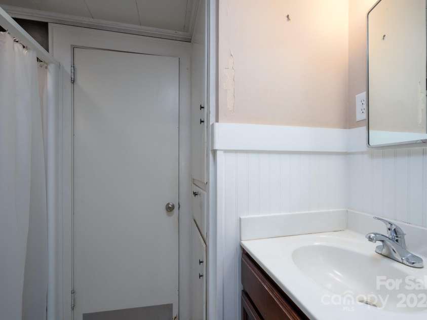 24947 NC 24/27 Highway, Albemarle, NC 28001.  MLS# CAR4196321, YatesRealty ID 8507. 
