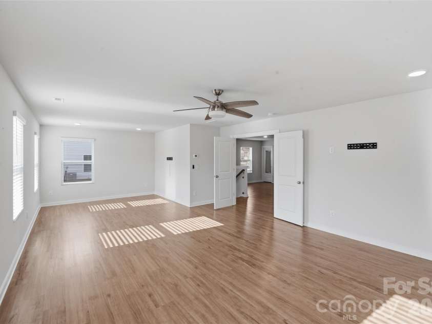 2013 White Cypress Court, Charlotte, NC 28216.  MLS# CAR4356351, YatesRealty ID 8509. 