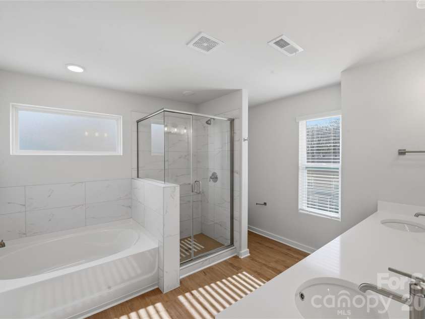 2013 White Cypress Court, Charlotte, NC 28216.  MLS# CAR4356351, YatesRealty ID 8509. 