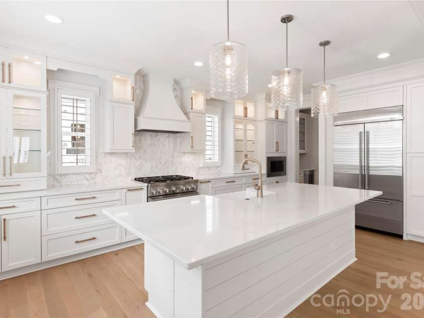 2008 Stratford Avenue, Charlotte, NC 28205.  MLS# CAR4185772, YatesRealty ID 851. 