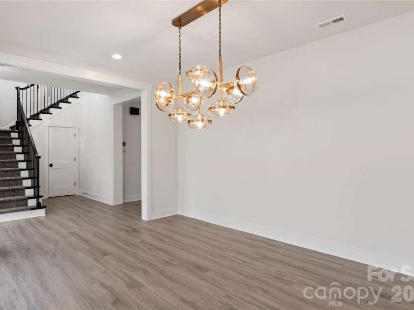 2008 Stratford Avenue, Charlotte, NC 28205.  MLS# CAR4185772, YatesRealty ID 851. 