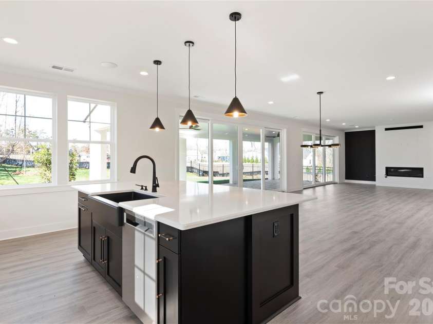 2008 Stratford Avenue, Charlotte, NC 28205.  MLS# CAR4185772, YatesRealty ID 851. 