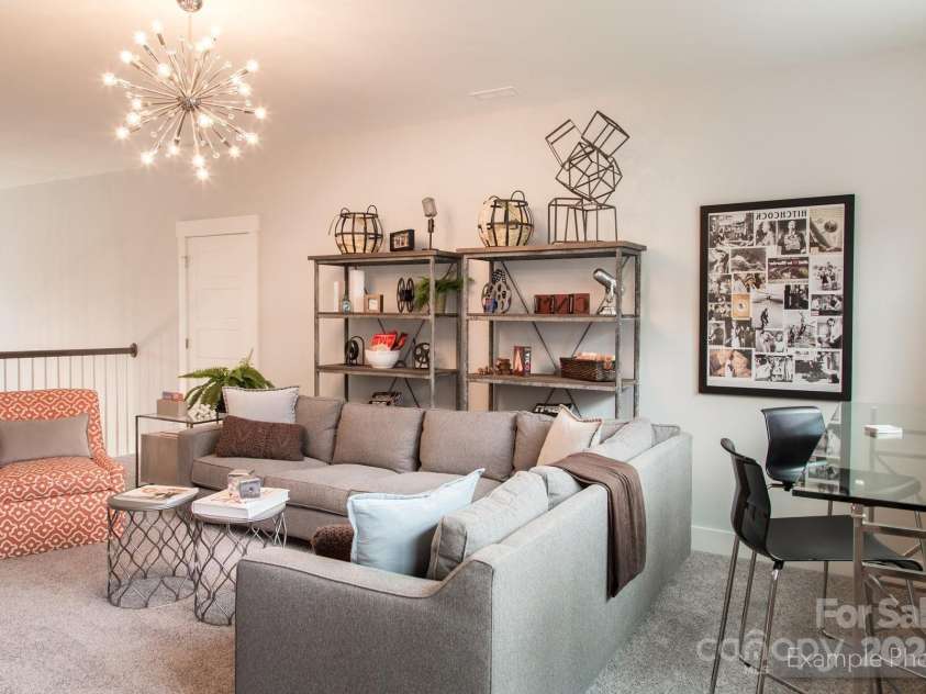 2008 Stratford Avenue, Charlotte, NC 28205.  MLS# CAR4185772, YatesRealty ID 851. Dedicated en-suite upstairs