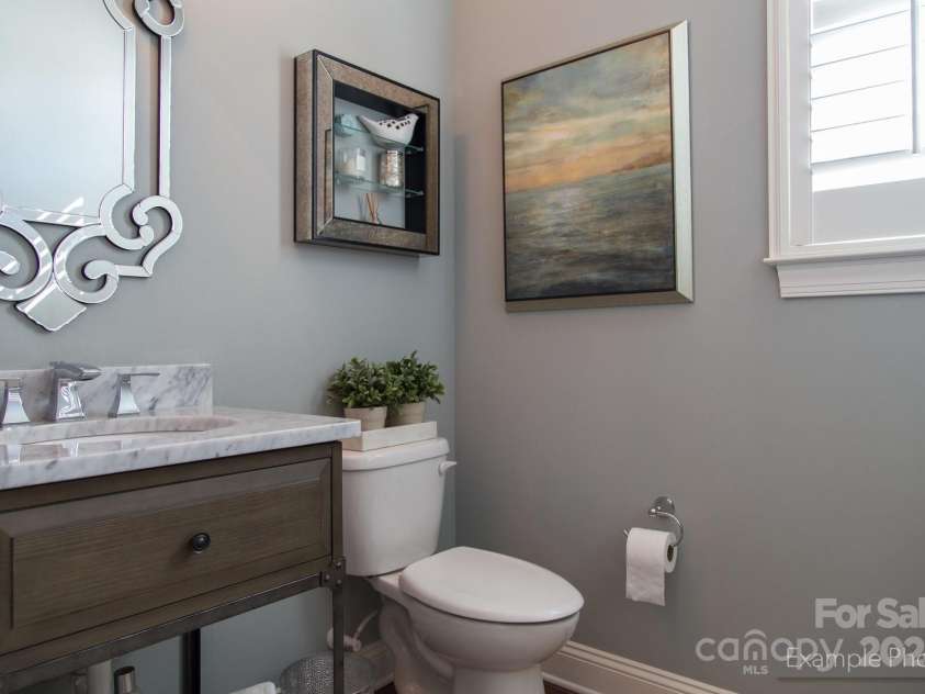 2008 Stratford Avenue, Charlotte, NC 28205.  MLS# CAR4185772, YatesRealty ID 851. Half Bath