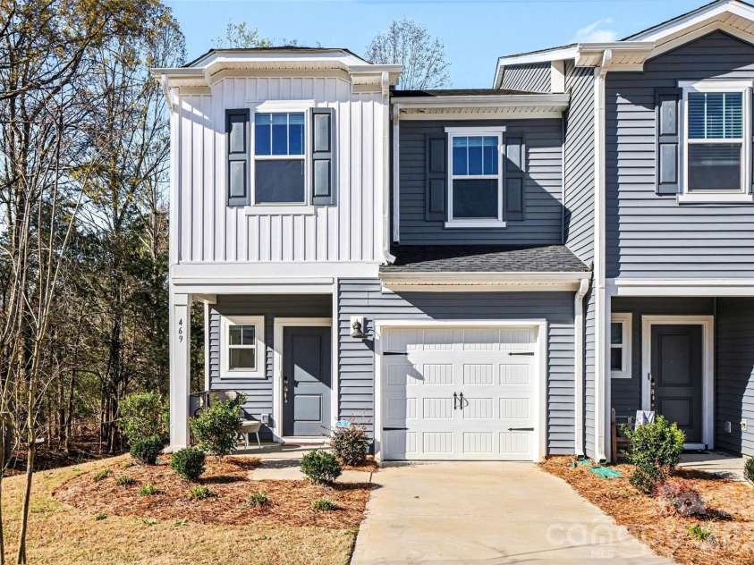 469 Tayberry Lane, Fort Mill, SC 29715.  MLS# CAR4357249, YatesRealty ID 8510. 