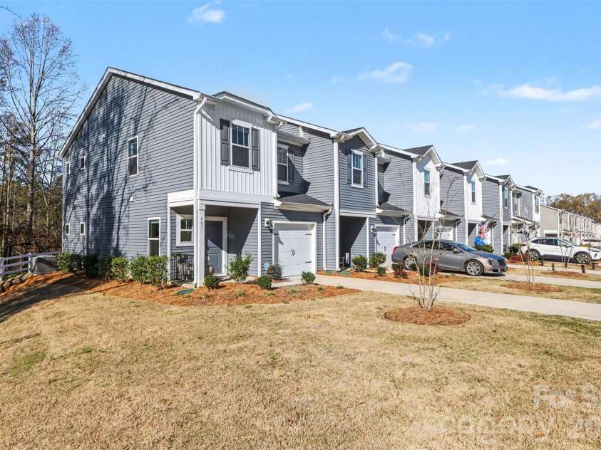 469 Tayberry Lane, Fort Mill, SC 29715.  MLS# CAR4357249, YatesRealty ID 8510. 