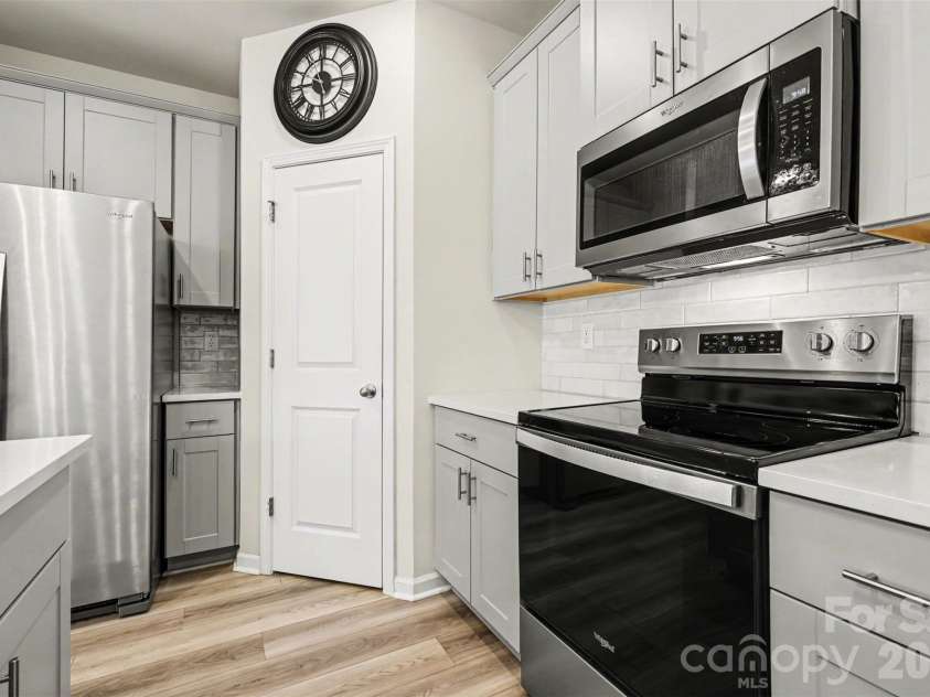 469 Tayberry Lane, Fort Mill, SC 29715.  MLS# CAR4357249, YatesRealty ID 8510. 