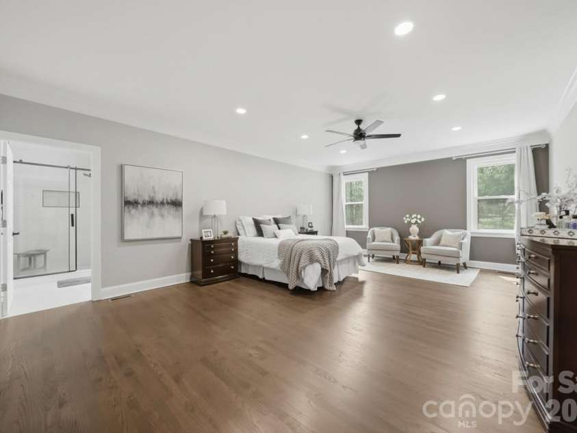 3916 2nd Street Drive, Hickory, NC 28601.  MLS# CAR4361163, YatesRealty ID 8511. Virtually Staged