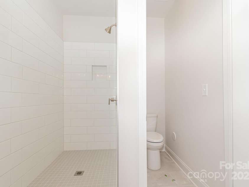 343 Gray Drive, Charlotte, NC 28213.  MLS# CAR4214779, YatesRealty ID 8513. 
