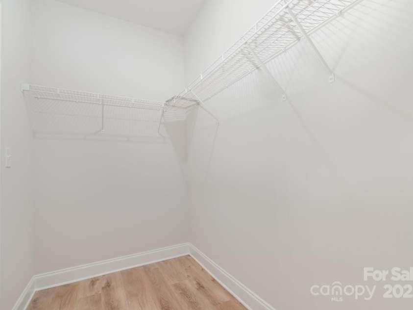 343 Gray Drive, Charlotte, NC 28213.  MLS# CAR4214779, YatesRealty ID 8513. 