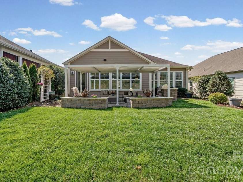 439 Granite Lake Court, Denver, NC 28037.  MLS# CAR4359099, YatesRealty ID 8513. 