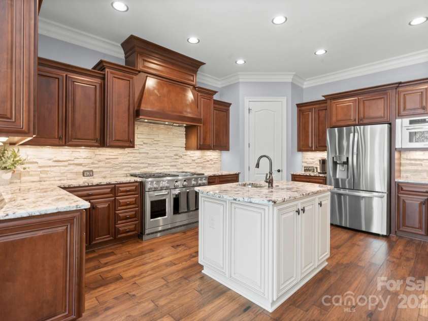15909 Heath Aster Way, Davidson, NC 28036.  MLS# CAR4248773, YatesRealty ID 8514. 