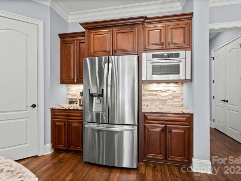 15909 Heath Aster Way, Davidson, NC 28036.  MLS# CAR4248773, YatesRealty ID 8514. 