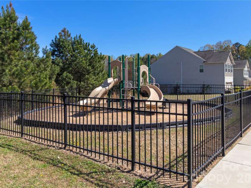 905 Alta Way, Kannapolis, NC 28081.  MLS# CAR4360653, YatesRealty ID 8515. Community playground. 