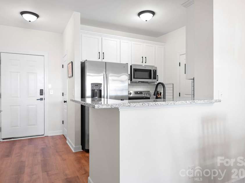 18605 Ruffner Drive, Cornelius, NC 28031.  MLS# CAR4330477, YatesRealty ID 8517. 