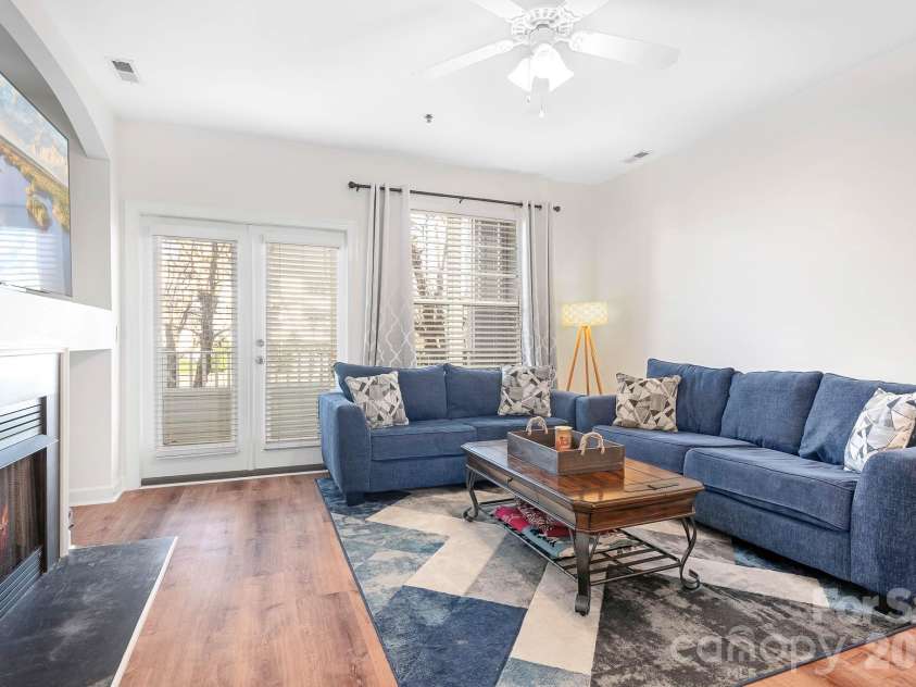 18605 Ruffner Drive, Cornelius, NC 28031.  MLS# CAR4330477, YatesRealty ID 8517. 