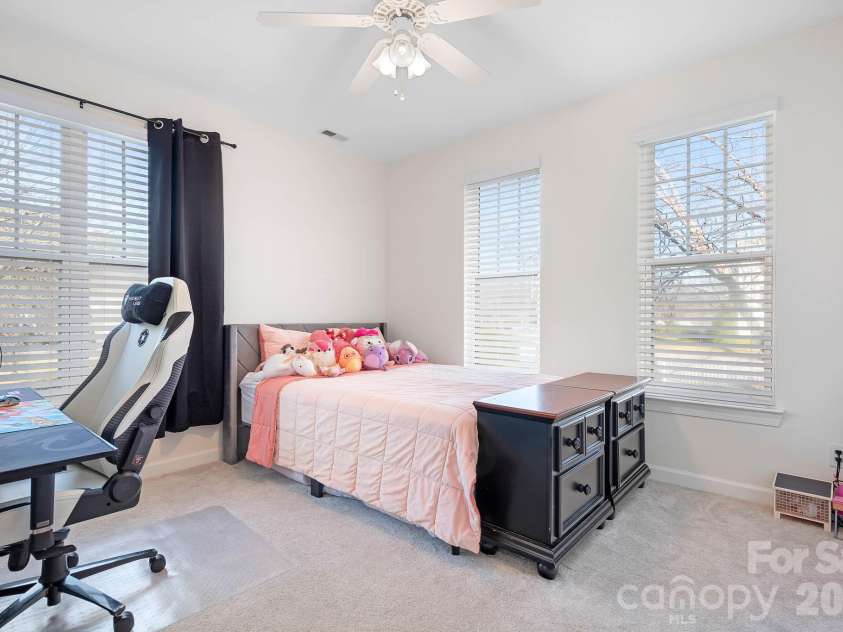 18605 Ruffner Drive, Cornelius, NC 28031.  MLS# CAR4330477, YatesRealty ID 8517. 