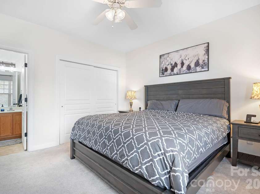 18605 Ruffner Drive, Cornelius, NC 28031.  MLS# CAR4330477, YatesRealty ID 8517. 