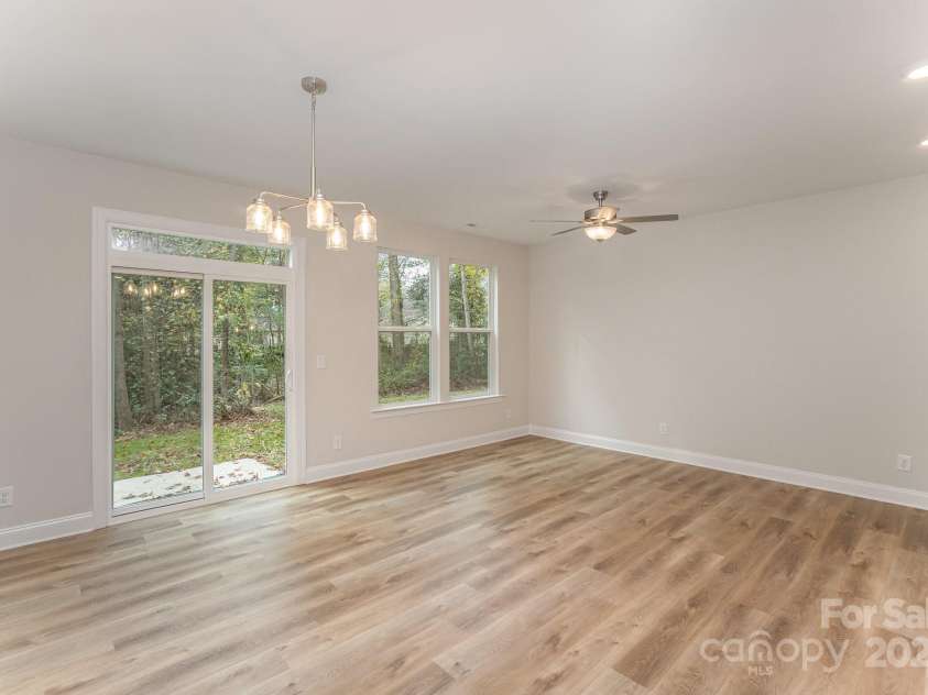 2821 New Pineola Road, Charlotte, NC 28208.  MLS# CAR4232018, YatesRealty ID 8517. Representational Photos Only of the Palm